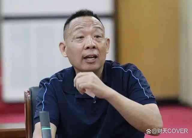 200元白酒遭疯抢 胖东来“自由爱”引发黄牛加价潮