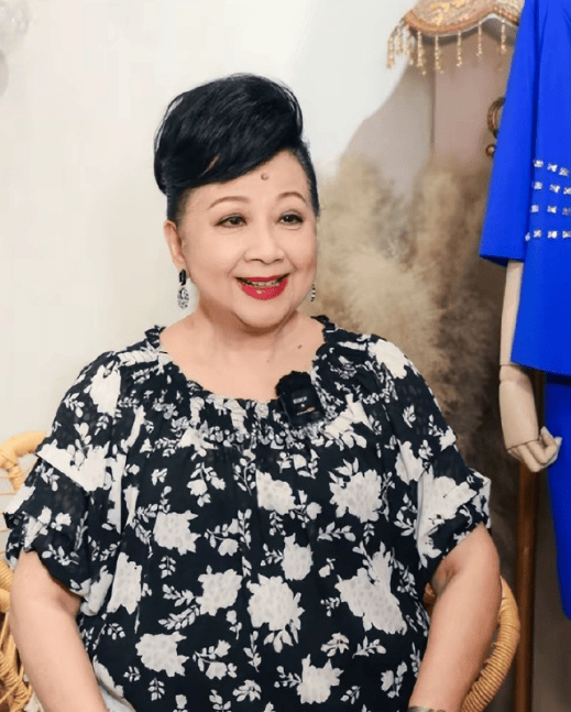 薛家燕回应“被骗2亿”：传闻荒谬，现阶段生活幸福美满