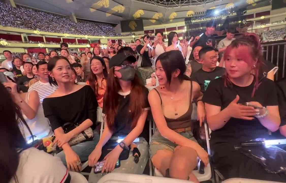 曾亮相CBA全明星！陈妍希离婚后更自信更美了啊😍