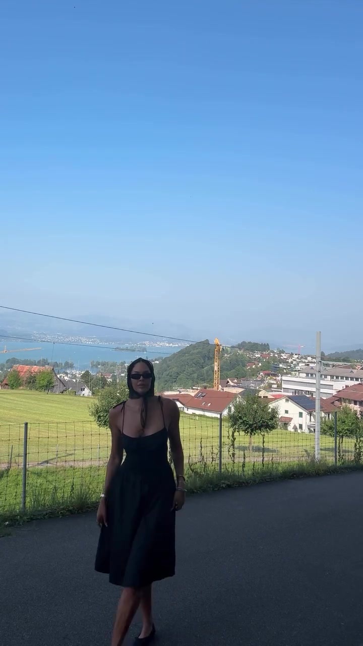 这大体格子！在路上遇到坎贝奇，你很难不回头多看两眼🙊